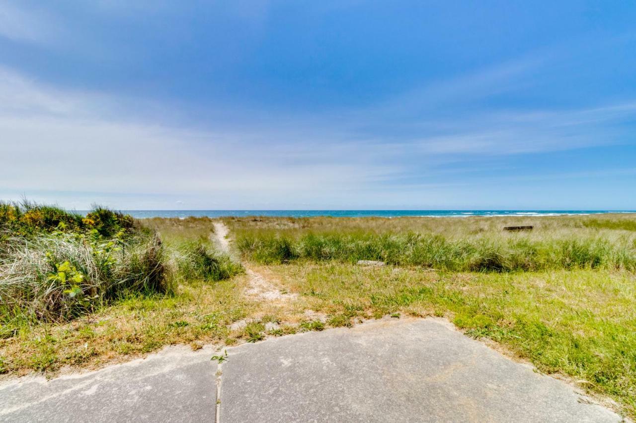 Beach Whale Rockaway Beach Exterior foto